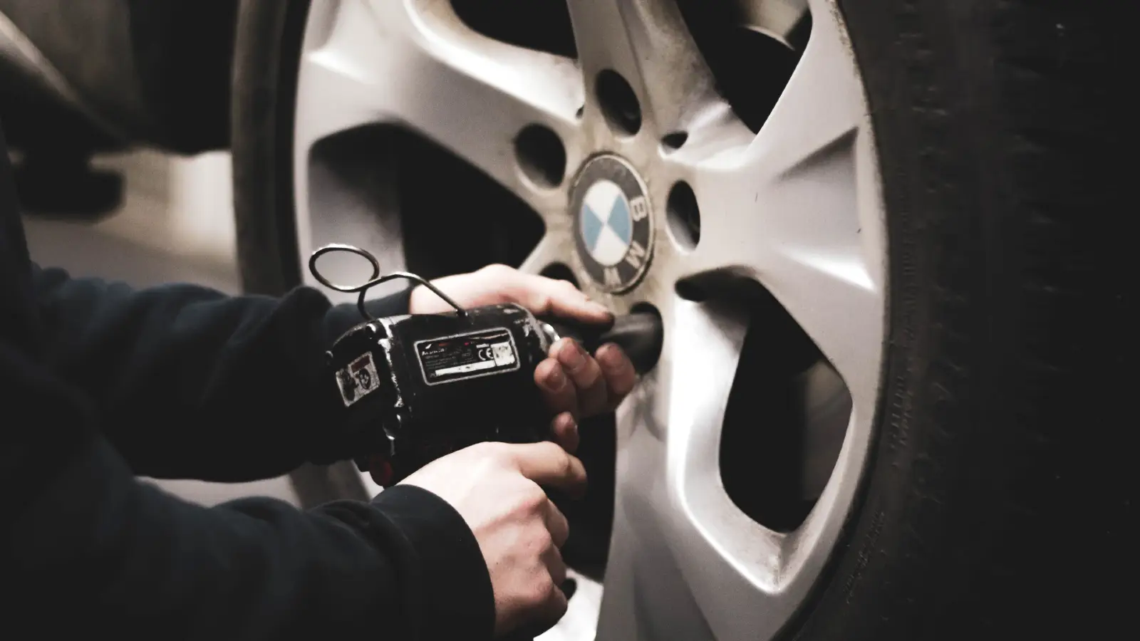 Cost to replace brake pads and discs
