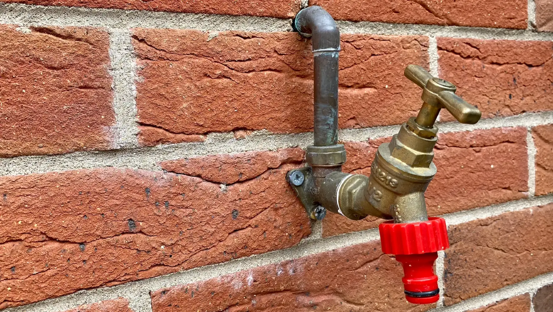 Cost to fit an outside garden tap
